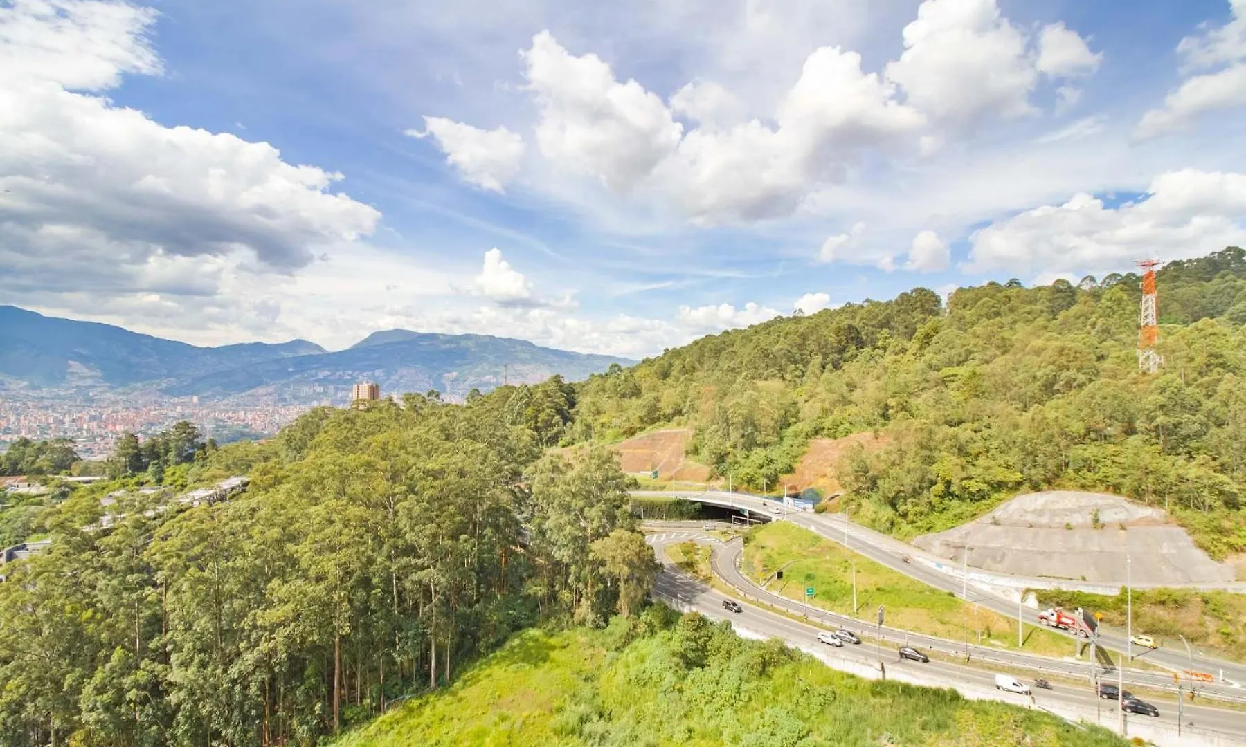 Apartamento Exclusivo Con Vista Espectacular! メデジン